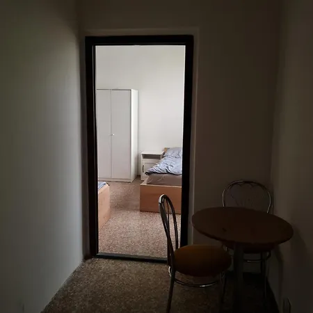 Modern Urban Loft * 오파바